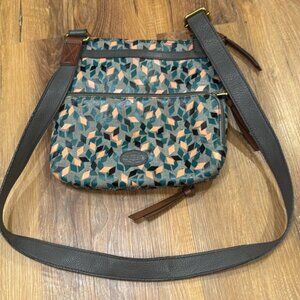 Fossil 1954 Morgan Traveler Leather Crossbody (Size: 10”L x 12”W x 10”H (LS)